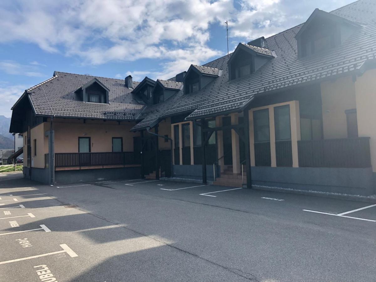 Sport & Sunny Cosy Alpine Retreat Kranjska Gora Exterior foto